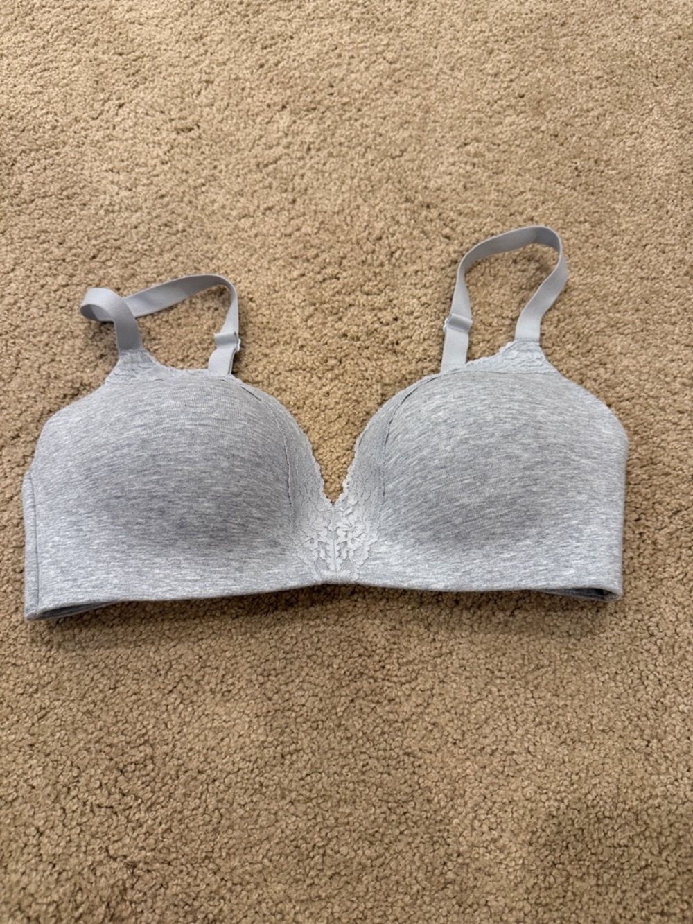 Amazon Essentials Heather Gray Wireless Molded Cup Bra